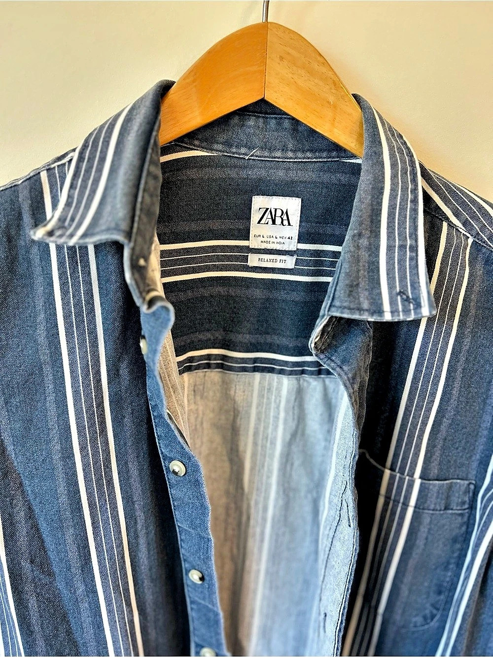 ZARA Men's Striped Button Down Shirt in Blue & White
